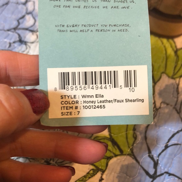 Toms ‘Ella’ 7 Genuine Leather Faux Shearling NWT - Picture 3 of 7